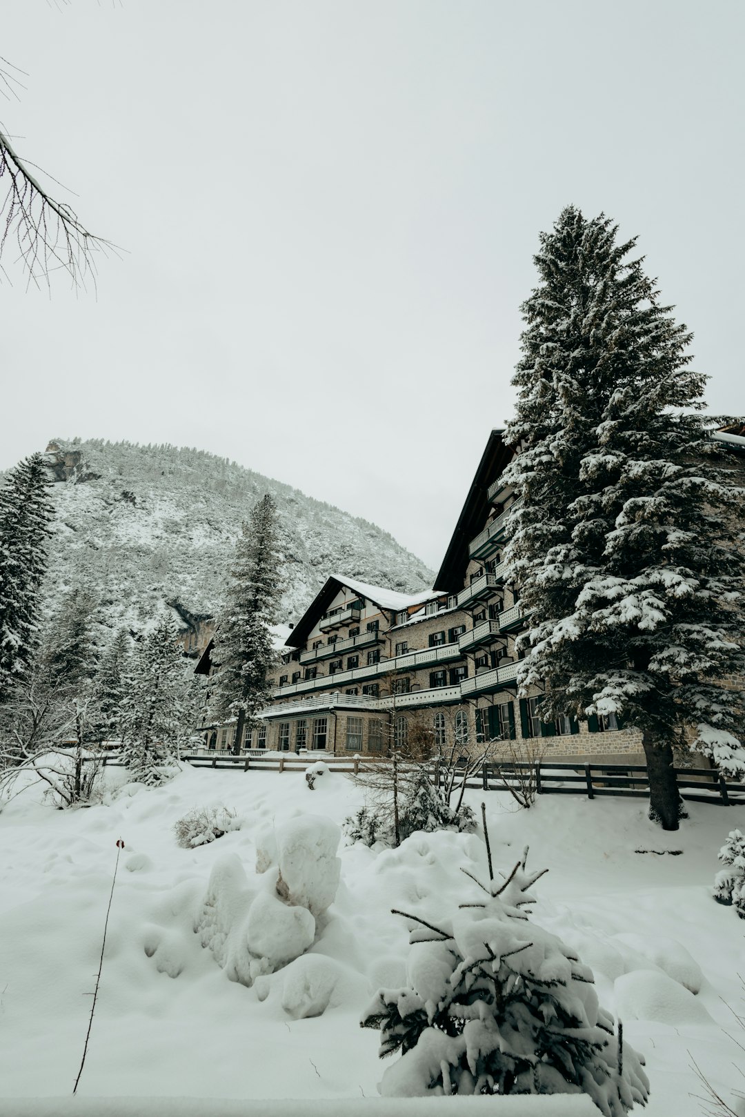 Deluxe Alpine Suite